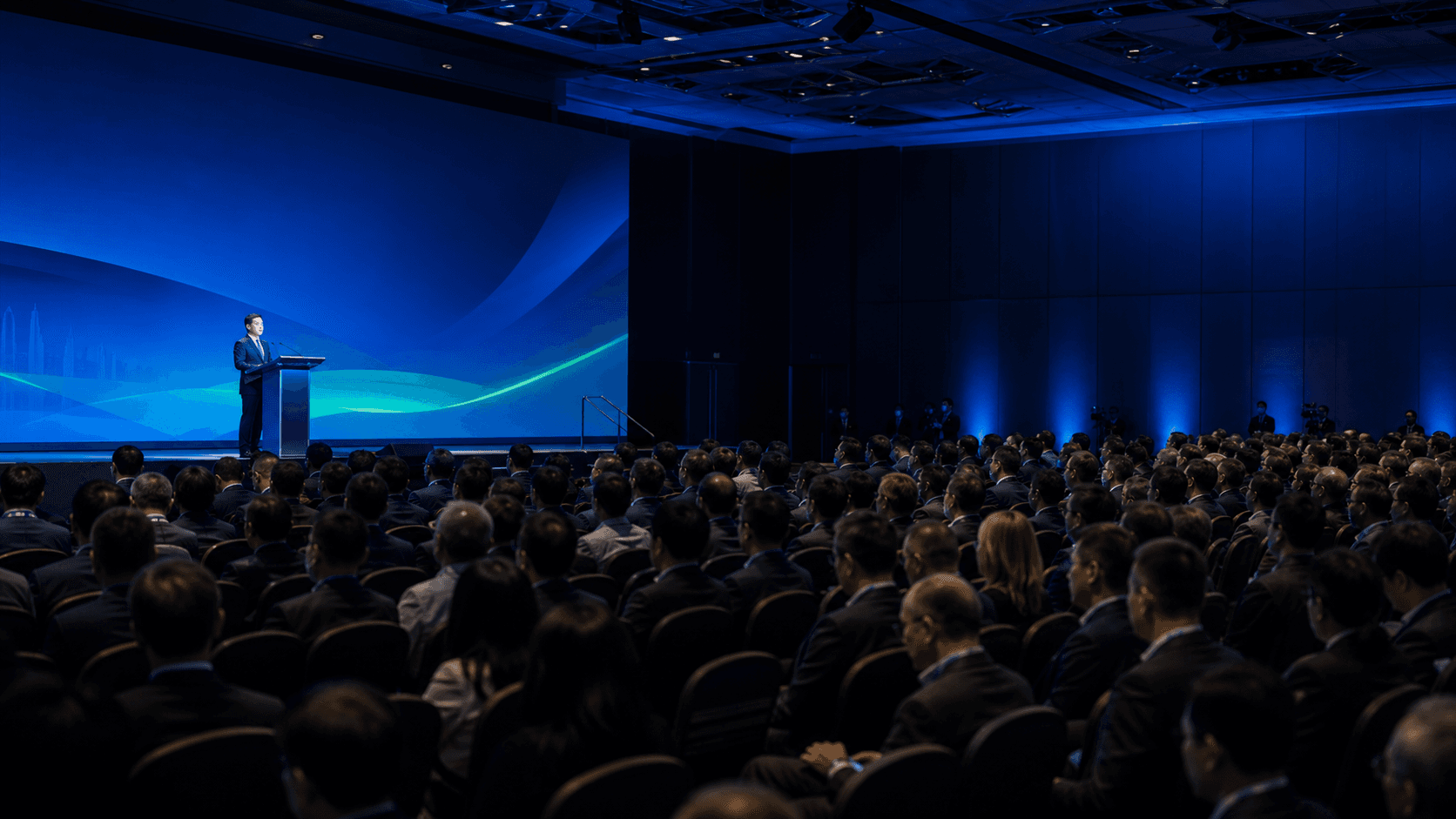 Keynote Session: Focused dialogue on sustainable infrastructure investment.